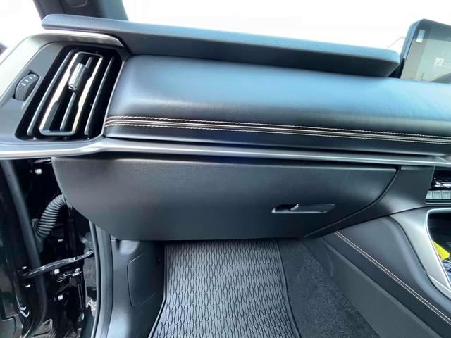 ＣＸ－６０ ＸＤ－ハイブリッド　エクスクルーシブスポーツ　４ＷＤ　パノラマサンルーフ　純正２０インチＡＷ　レーダークルーズコントロール　全方位カメラ　ＥＴＣ　ナビ　ＴＶ　Ｂｌｕｅｔｏｏｔｈ　アップルカープレイ　ワイヤレス充電　シートヒーター　１００Ｖ電源（48枚目）