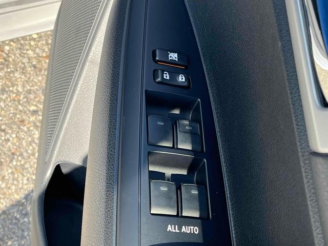 リューギ ハイブリッド ストラーダナビ フルセグTV Bluetooth デジタルインナーミラー型ドライブレコーダー DVD/CD再生 ETC レーンアシスト 衝突被害軽減システム スマートキー 電動格納ミラー USB(15枚目)