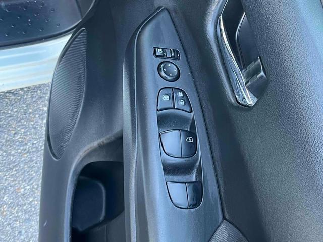 セレナ e-パワー ハイウェイスターV 純正11型後席モニター クルーズコントロール 純正ナビ フルセグ Bluetooth ドライブレコーダー シートヒーター アラウンドビューモニター ステアリングヒーター 両側電動スライドドア ETC(15枚目)