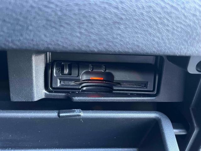 セレナ e-パワー ハイウェイスターV 純正11型後席モニター クルーズコントロール 純正ナビ フルセグ Bluetooth ドライブレコーダー シートヒーター アラウンドビューモニター ステアリングヒーター 両側電動スライドドア ETC(19枚目)