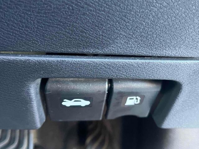 セレナ e-パワー ハイウェイスターV 純正11型後席モニター クルーズコントロール 純正ナビ フルセグ Bluetooth ドライブレコーダー シートヒーター アラウンドビューモニター ステアリングヒーター 両側電動スライドドア ETC(20枚目)