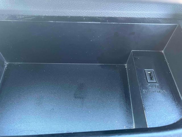 セレナ e-パワー ハイウェイスターV 純正11型後席モニター クルーズコントロール 純正ナビ フルセグ Bluetooth ドライブレコーダー シートヒーター アラウンドビューモニター ステアリングヒーター 両側電動スライドドア ETC(34枚目)