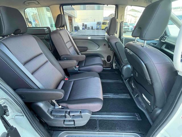 セレナ e-パワー ハイウェイスターV 純正11型後席モニター クルーズコントロール 純正ナビ フルセグ Bluetooth ドライブレコーダー シートヒーター アラウンドビューモニター ステアリングヒーター 両側電動スライドドア ETC(54枚目)