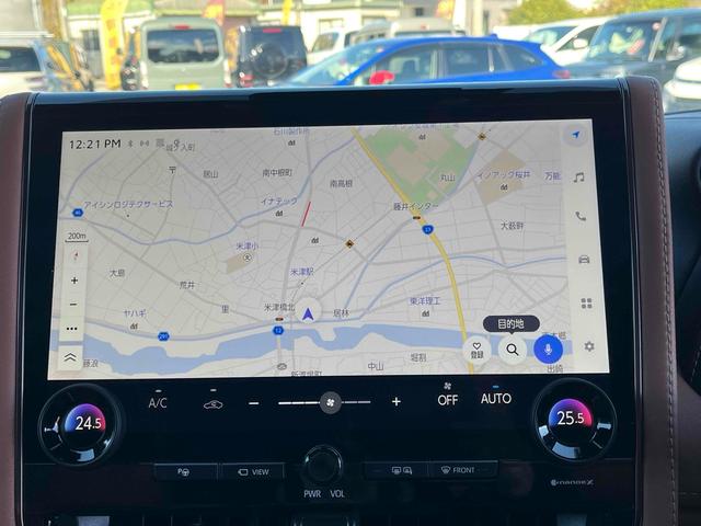 ヴェルファイア Ｚ　プレミア　ワンオーナー　４ＷＤ　パノラミックビューカメラ　左右独立ムーンルーフ　デジタルインナーミラー　ＥＴＣ２．０　純正１９インチＡＷ　ＴＶ　ナビ　Ｂｌｕｅｔｏｏｔｈ　パワーバックドア　レーダークルーズ（29枚目）