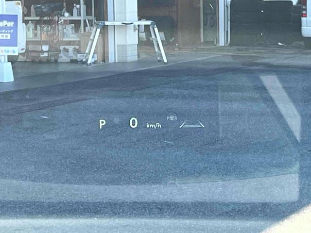 ヴェルファイア Ｚ　プレミア　ワンオーナー　４ＷＤ　パノラミックビューカメラ　左右独立ムーンルーフ　デジタルインナーミラー　ＥＴＣ２．０　純正１９インチＡＷ　ＴＶ　ナビ　Ｂｌｕｅｔｏｏｔｈ　パワーバックドア　レーダークルーズ（72枚目）