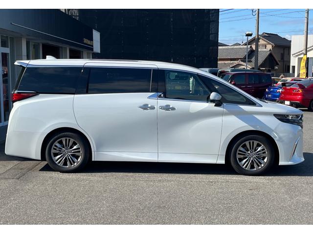 アルファードハイブリッド Ｚ　ワンオーナー　純正後席モニター　パノラミックビューカメラ　左右独立ムーンルーフ　アップルカープレイ　純正１８インチＡＷ　ＥＴＣ２．０　ワイヤレス充電　ＡＣＣ　ＢＳＭ　ナビ　ＴＶ　前後ドラレコ　ＨＵＤ（8枚目）