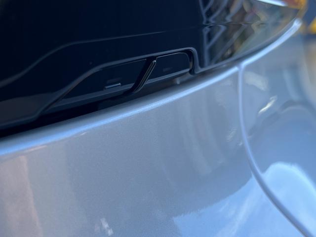 アルファードハイブリッド Ｚ　ワンオーナー　純正後席モニター　パノラミックビューカメラ　左右独立ムーンルーフ　アップルカープレイ　純正１８インチＡＷ　ＥＴＣ２．０　ワイヤレス充電　ＡＣＣ　ＢＳＭ　ナビ　ＴＶ　前後ドラレコ　ＨＵＤ（10枚目）