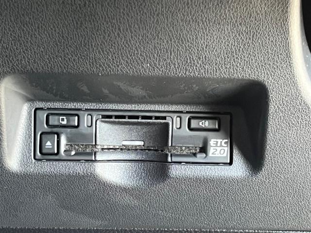 アルファードハイブリッド Ｚ　ワンオーナー　純正後席モニター　パノラミックビューカメラ　左右独立ムーンルーフ　アップルカープレイ　純正１８インチＡＷ　ＥＴＣ２．０　ワイヤレス充電　ＡＣＣ　ＢＳＭ　ナビ　ＴＶ　前後ドラレコ　ＨＵＤ（73枚目）