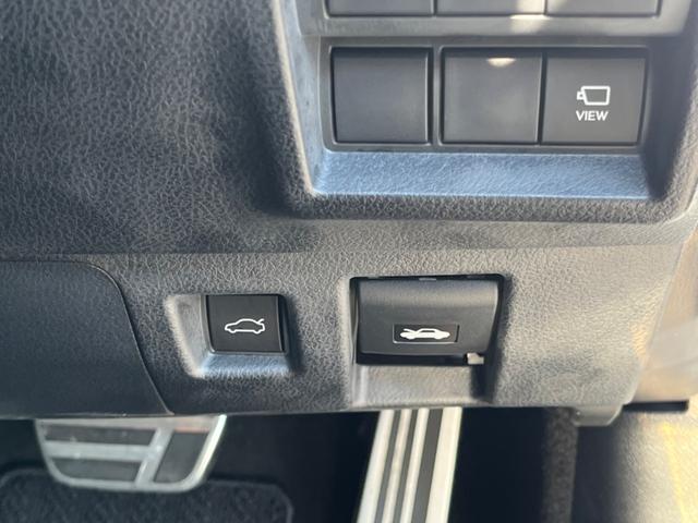 ＩＳ 　ワンオーナー　パノラミックビューカメラ　純正１９インチＡＷ　サンルーフ　レーダークルーズ　三眼ＬＥＤヘッド　ＢＳＭ　ナビ　ＴＶ　シートヒーター　前後ドラレコ　ＥＴＣ２．０　ステアリングヒーター（31枚目）