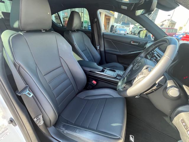 ＩＳ 　ワンオーナー　パノラミックビューカメラ　純正１９インチＡＷ　サンルーフ　レーダークルーズ　三眼ＬＥＤヘッド　ＢＳＭ　ナビ　ＴＶ　シートヒーター　前後ドラレコ　ＥＴＣ２．０　ステアリングヒーター（53枚目）