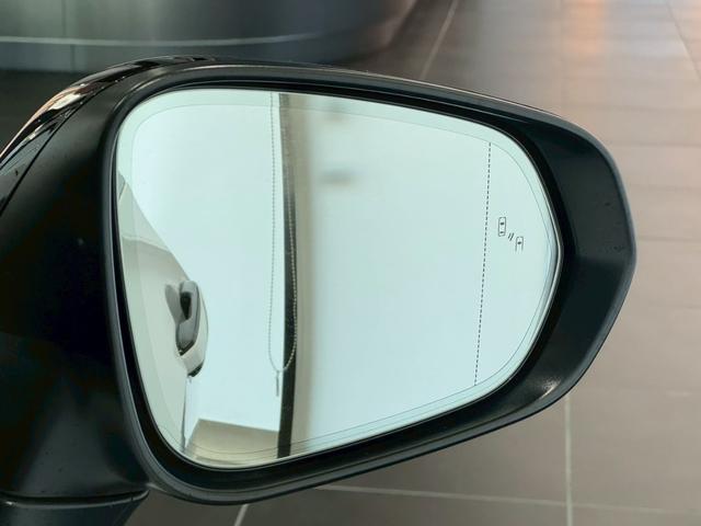 ＮＸ ＮＸ３５０ｈ　Ｆスポーツ　ＴＲＤエアロキット　ＴＲＤマフラー　パノラマルーフ　オレンジキャリパー　チームメイト　デジタルミラー　空気圧センサー　置くだけ充電　ＨＤＭＩ　１４型ナビ　ＲＳＲダウンサス　ＥＴＣ２．０　ＢＳＭ　ＨＵＤ（15枚目）