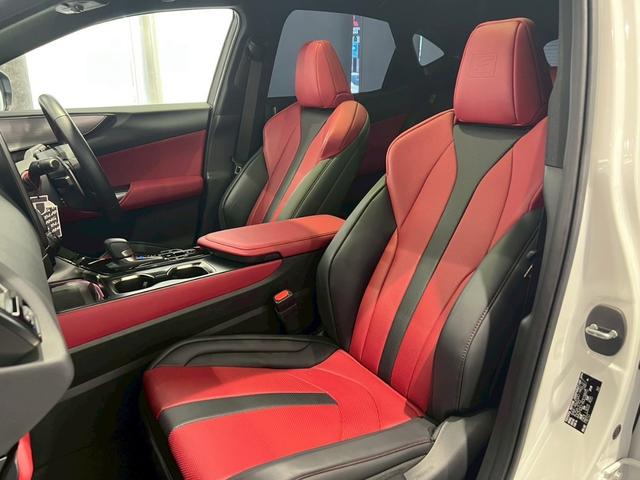 ＮＸ ＮＸ３５０ｈ　Ｆスポーツ　ＴＲＤエアロキット　ＴＲＤマフラー　パノラマルーフ　オレンジキャリパー　チームメイト　デジタルミラー　空気圧センサー　置くだけ充電　ＨＤＭＩ　１４型ナビ　ＲＳＲダウンサス　ＥＴＣ２．０　ＢＳＭ　ＨＵＤ（49枚目）