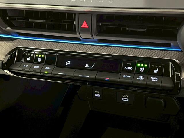 プリウス Ｚ　モデリスタエアロ　デジタルインナーミラー　ドラレコ前後　全方位カメラ　純正１２．３型ディスプレイオーディオ　ナビ　フルセグＴＶ　置くだけ充電　ＢＳＭ　ＡＣ１００Ｖ端子　純正１９インチＡＷ　ＥＴＣ２．０（48枚目）