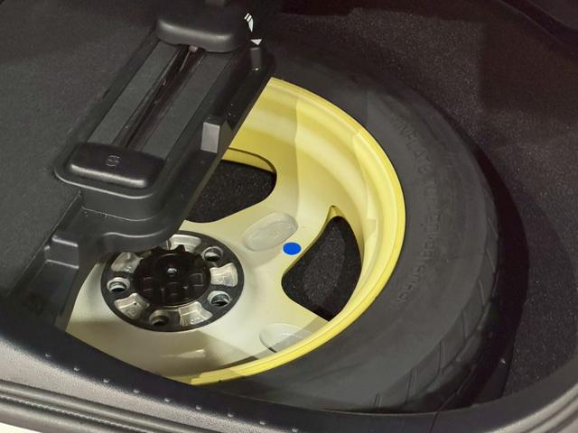 アルファード ２．５Ｓ　モデリスタエアロ　ツインムーンルーフ　デジタルミラー　１２．１型後席モニター　３眼ＬＥＤヘッド　ナビキット　フルセグＴＶ　ＤＶＤデッキ　スペアタイヤ　１８インチＡＷ　ドラレコ　レーダー　ＢＳＭ　ＥＴＣ（10枚目）