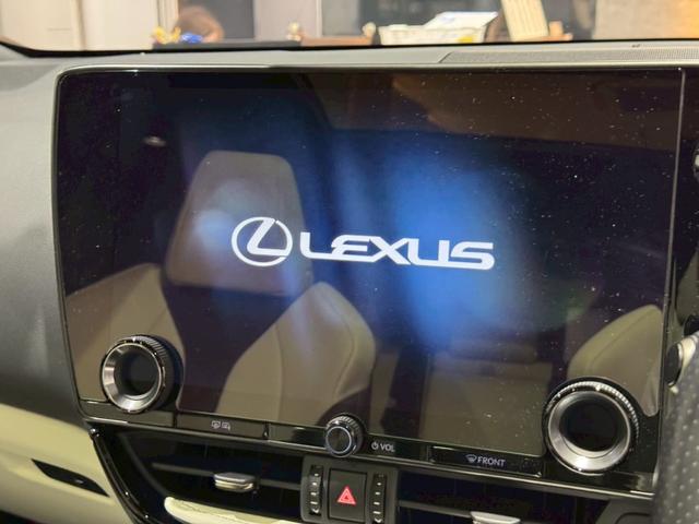 ＮＸ ＮＸ３５０ｈ　Ｆスポーツ　白革内装　オレンジキャリパー　パノラマルーフ　デジタルインナーミラー　３６０度ドライブレコーダ　パノラミックビュー　ブラインドスポット　ヘッドアップディスプレイ　ナビ　ＴＶ　ＥＴＣ２．０　純正２０ＡＷ（39枚目）