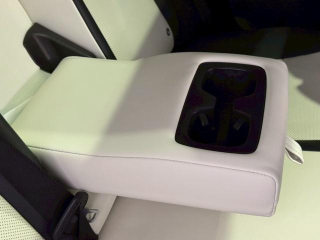 ＮＸ ＮＸ３５０ｈ　Ｆスポーツ　白革内装　オレンジキャリパー　パノラマルーフ　デジタルインナーミラー　３６０度ドライブレコーダ　パノラミックビュー　ブラインドスポット　ヘッドアップディスプレイ　ナビ　ＴＶ　ＥＴＣ２．０　純正２０ＡＷ（51枚目）