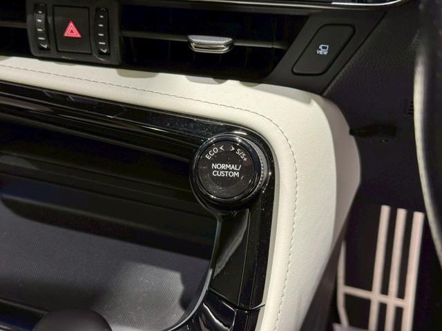 ＮＸ ＮＸ３５０ｈ　Ｆスポーツ　白革内装　オレンジキャリパー　パノラマルーフ　デジタルインナーミラー　３６０度ドライブレコーダ　パノラミックビュー　ブラインドスポット　ヘッドアップディスプレイ　ナビ　ＴＶ　ＥＴＣ２．０　純正２０ＡＷ（69枚目）