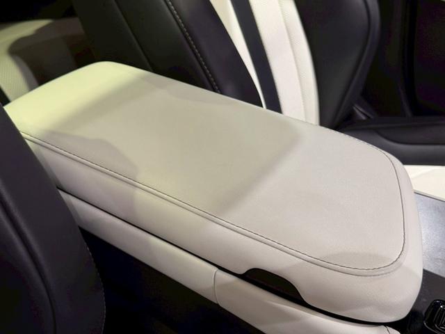 ＮＸ ＮＸ３５０ｈ　Ｆスポーツ　白革内装　オレンジキャリパー　パノラマルーフ　デジタルインナーミラー　３６０度ドライブレコーダ　パノラミックビュー　ブラインドスポット　ヘッドアップディスプレイ　ナビ　ＴＶ　ＥＴＣ２．０　純正２０ＡＷ（73枚目）