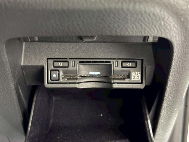 ＮＸ ＮＸ３５０ｈ　Ｆスポーツ　白革内装　オレンジキャリパー　パノラマルーフ　デジタルインナーミラー　３６０度ドライブレコーダ　パノラミックビュー　ブラインドスポット　ヘッドアップディスプレイ　ナビ　ＴＶ　ＥＴＣ２．０　純正２０ＡＷ（76枚目）