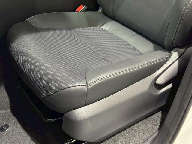 ランドクルーザー250 VX 丸目LEDヘッド トヨタチームメイト 寒冷地仕様 デジタルミラー ムーンルーフ ルーフレール パノラミックビュー ブラインドスポット 純正12.3型DA ナビ フルセグTV HDMI端子 ETC2.0(48枚目)