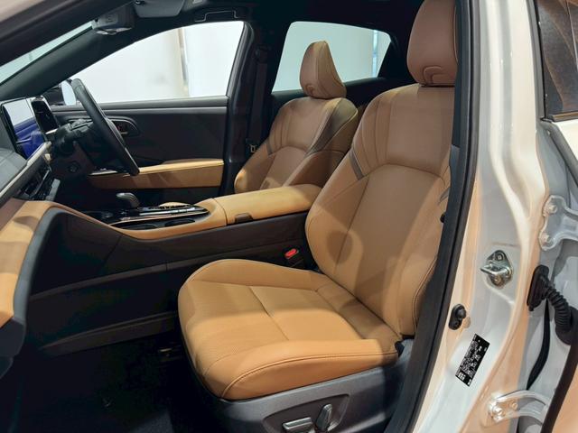 TOYOTA CROWN SPORT