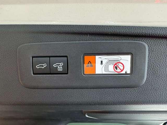 ランドクルーザー250 VX シグネチャーイルミブレード モデリスタパッケージ サンルーフ 丸目ヘッドライト パノラミックビューモニター デジタルインナーミラー ルーフレール ビルトインETC チームメイト HDMI 寒冷地仕様(10枚目)