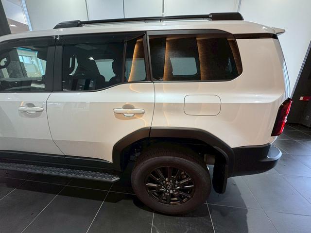 ランドクルーザー250 VX シグネチャーイルミブレード モデリスタパッケージ サンルーフ 丸目ヘッドライト パノラミックビューモニター デジタルインナーミラー ルーフレール ビルトインETC チームメイト HDMI 寒冷地仕様(29枚目)