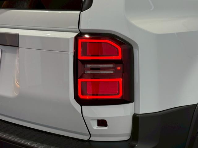 ランドクルーザー250 VX シグネチャーイルミブレード モデリスタパッケージ サンルーフ 丸目ヘッドライト パノラミックビューモニター デジタルインナーミラー ルーフレール ビルトインETC チームメイト HDMI 寒冷地仕様(35枚目)