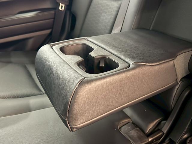 ランドクルーザー250 VX シグネチャーイルミブレード モデリスタパッケージ サンルーフ 丸目ヘッドライト パノラミックビューモニター デジタルインナーミラー ルーフレール ビルトインETC チームメイト HDMI 寒冷地仕様(49枚目)