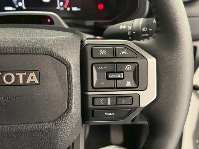 ランドクルーザー250 VX シグネチャーイルミブレード モデリスタパッケージ サンルーフ 丸目ヘッドライト パノラミックビューモニター デジタルインナーミラー ルーフレール ビルトインETC チームメイト HDMI 寒冷地仕様(60枚目)