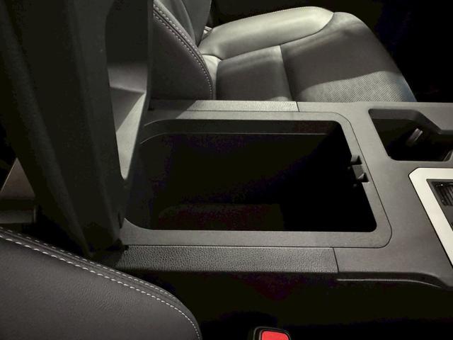 ランドクルーザー250 VX シグネチャーイルミブレード モデリスタパッケージ サンルーフ 丸目ヘッドライト パノラミックビューモニター デジタルインナーミラー ルーフレール ビルトインETC チームメイト HDMI 寒冷地仕様(71枚目)