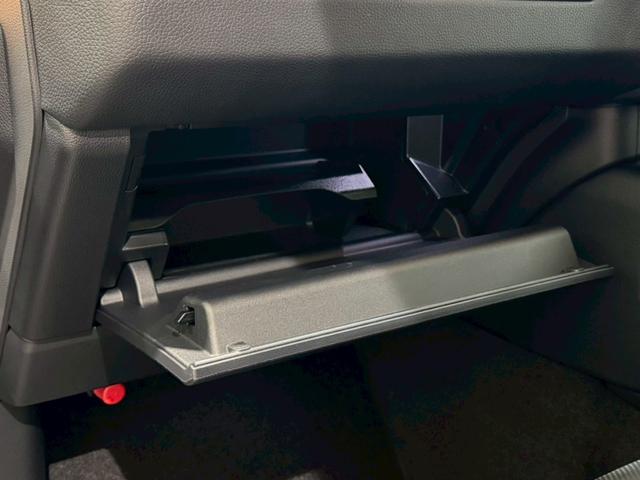 ランドクルーザー250 VX シグネチャーイルミブレード モデリスタパッケージ サンルーフ 丸目ヘッドライト パノラミックビューモニター デジタルインナーミラー ルーフレール ビルトインETC チームメイト HDMI 寒冷地仕様(77枚目)