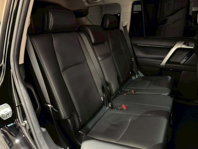 ランドクルーザープラド TX Lパッケージ マットブラックエディション グリルLED アルパインフローティングナビ バックカメラ ETC サンルーフ ルーフレール 寒冷地仕様 アルパインツィーターキット アルパインデジタルミラー イグラ2 リフトアップ リアフィルム(47枚目)