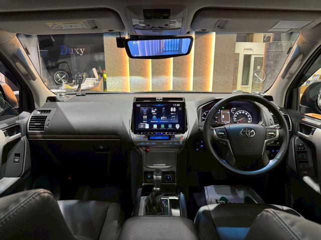 ランドクルーザープラド TX Lパッケージ マットブラックエディション グリルLED アルパインフローティングナビ バックカメラ ETC サンルーフ ルーフレール 寒冷地仕様 アルパインツィーターキット アルパインデジタルミラー イグラ2 リフトアップ リアフィルム(80枚目)