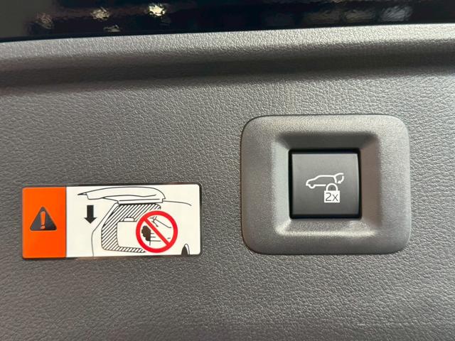 ヴェルファイアハイブリッド Z プレミア モデリスタエアロ デジタルミラー ユニバーサルステップ 13.2型後席モニタ サイドエンブレムイルミ 独立ムーンルーフ チームメイト ダウンサス ナビ TV BSM HUD ETC2.0 全方位カメラ(36枚目)