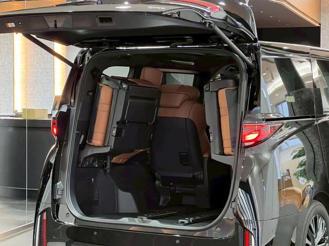ヴェルファイアハイブリッド Z プレミア 内装茶革 モデリスタエアロ 13.2型後席モニター デジタルミラー スペアタイヤ 左右独立ムーンルーフ トヨタチームメイト 置くだけ充電 パノラミックビュー HDMI端子 HUD BSM ETC2.0(37枚目)