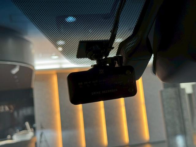 アルファード 2.5S Cパッケージ モデリスタエアロ サンルーフ 後席モニター デジタルインナーミラー 前後ドライブレコーダー スペアタイヤ ビルトインETC AC100Vコンセント シートヒーター シートクーラー メモリーシート(9枚目)