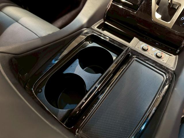 アルファード 2.5S Cパッケージ モデリスタエアロ サンルーフ 後席モニター デジタルインナーミラー 前後ドライブレコーダー スペアタイヤ ビルトインETC AC100Vコンセント シートヒーター シートクーラー メモリーシート(65枚目)