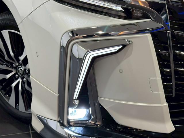 アルファード 2.5S Cパッケージ モデリスタエアロ メーカーナビ JBLサウンド ツインムーンルーフ デジタルインナーミラー 3眼LEDヘッド 後席モニター ガナドールマフラー 全方位カメラ DVDデッキ ブラインドスポットモニター(16枚目)