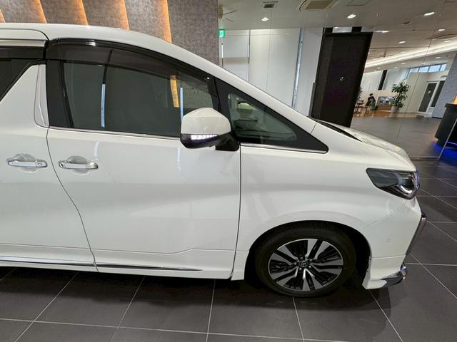 アルファード 2.5S Cパッケージ モデリスタエアロ メーカーナビ JBLサウンド ツインムーンルーフ デジタルインナーミラー 3眼LEDヘッド 後席モニター ガナドールマフラー 全方位カメラ DVDデッキ ブラインドスポットモニター(23枚目)