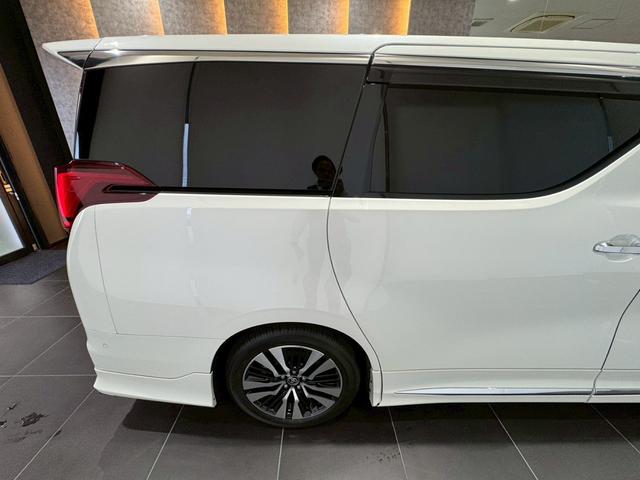 アルファード 2.5S Cパッケージ モデリスタエアロ メーカーナビ JBLサウンド ツインムーンルーフ デジタルインナーミラー 3眼LEDヘッド 後席モニター ガナドールマフラー 全方位カメラ DVDデッキ ブラインドスポットモニター(24枚目)