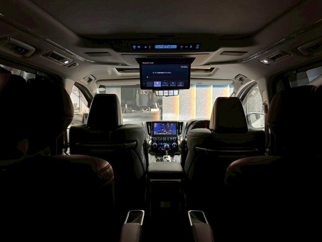 アルファード 2.5S Cパッケージ モデリスタエアロ メーカーナビ JBLサウンド ツインムーンルーフ デジタルインナーミラー 3眼LEDヘッド 後席モニター ガナドールマフラー 全方位カメラ DVDデッキ ブラインドスポットモニター(67枚目)