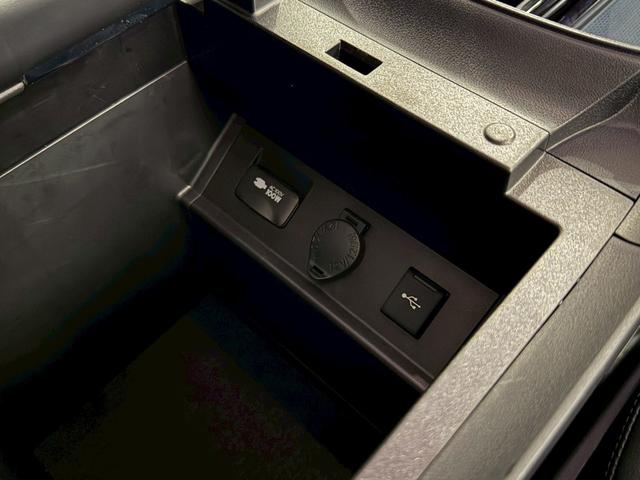 アルファード 2.5S Cパッケージ モデリスタエアロ メーカーナビ JBLサウンド ツインムーンルーフ デジタルインナーミラー 3眼LEDヘッド 後席モニター ガナドールマフラー 全方位カメラ DVDデッキ ブラインドスポットモニター(73枚目)