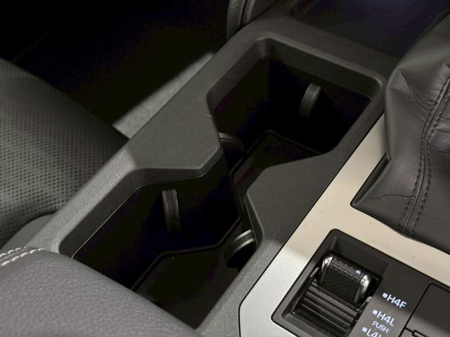 ランドクルーザー250 VX 丸目LEDヘッド トヨタチームメイト 寒冷地仕様 デジタルミラー ムーンルーフ ルーフレール パノラミックビュー ブラインドスポット 純正12.3型DA ナビ フルセグTV HDMI端子 ETC2.0(72枚目)