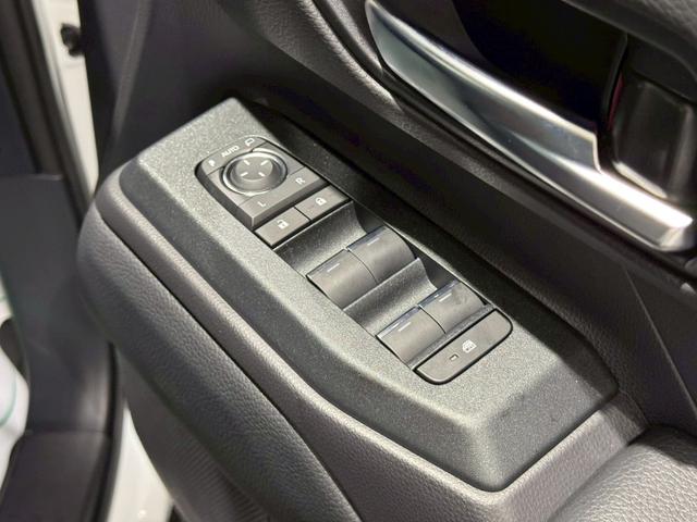 ランドクルーザー250 VX 丸目LEDヘッド トヨタチームメイト 寒冷地仕様 デジタルミラー ムーンルーフ ルーフレール パノラミックビュー ブラインドスポット 純正12.3型DA ナビ フルセグTV HDMI端子 ETC2.0(77枚目)