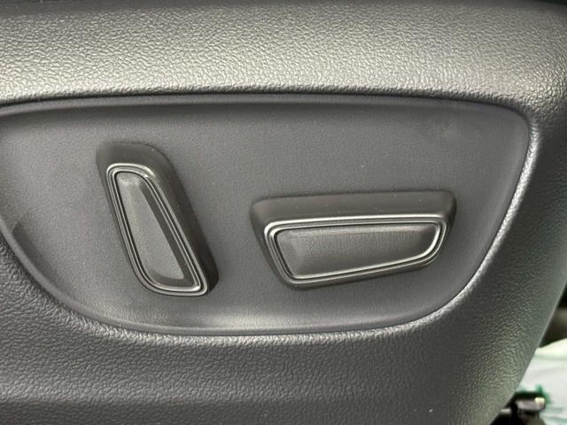 アルファードハイブリッド Z ユニバーサルステップ 後席モニター トヨタチームメイト ビルトインETC ドライブレコーダー サンルーフ デジタルインナーミラー AC100Vコンセント 置くだけ充電 パノラミックビューモニター(43枚目)