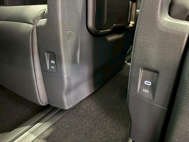 アルファードハイブリッド Z ユニバーサルステップ 後席モニター トヨタチームメイト ビルトインETC ドライブレコーダー サンルーフ デジタルインナーミラー AC100Vコンセント 置くだけ充電 パノラミックビューモニター(54枚目)