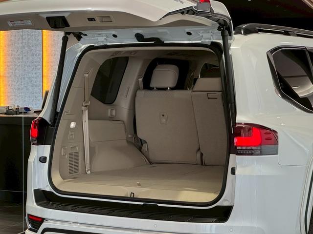 ランドクルーザー ZX モデリスタエアロ リアエンターテインメント クールBOX 寒冷地 デクロック ワンオーナー ルーフレール タイヤ空気圧センサー JBLスピーカー ETC2.0 トノカバー ブラインドスポットモニター(34枚目)