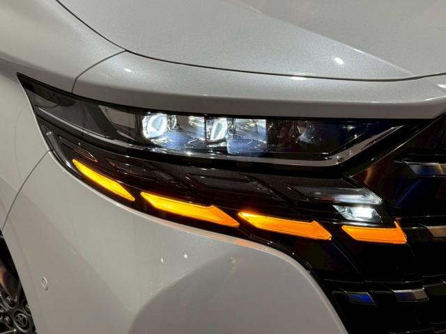 アルファードハイブリッド Z トヨタチームメイト カラーヘッドアップディスプレイ 左右独立サンルーフ スペアタイヤ パワーシート シートヒーター シートクーラー ビルトインETC メモリーシート パノラミックビューモニター(12枚目)