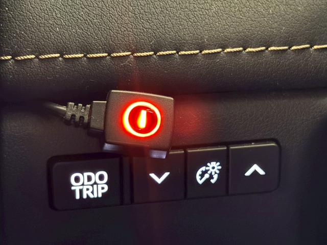 アルファードハイブリッド Z トヨタチームメイト カラーヘッドアップディスプレイ 左右独立サンルーフ スペアタイヤ パワーシート シートヒーター シートクーラー ビルトインETC メモリーシート パノラミックビューモニター(57枚目)